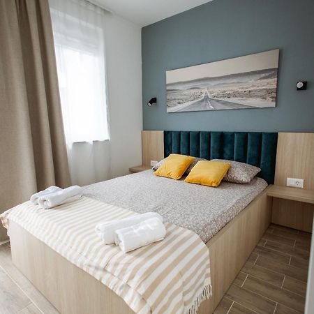 Cozy Studio Apartment In Osijek - Self Check In Экстерьер фото