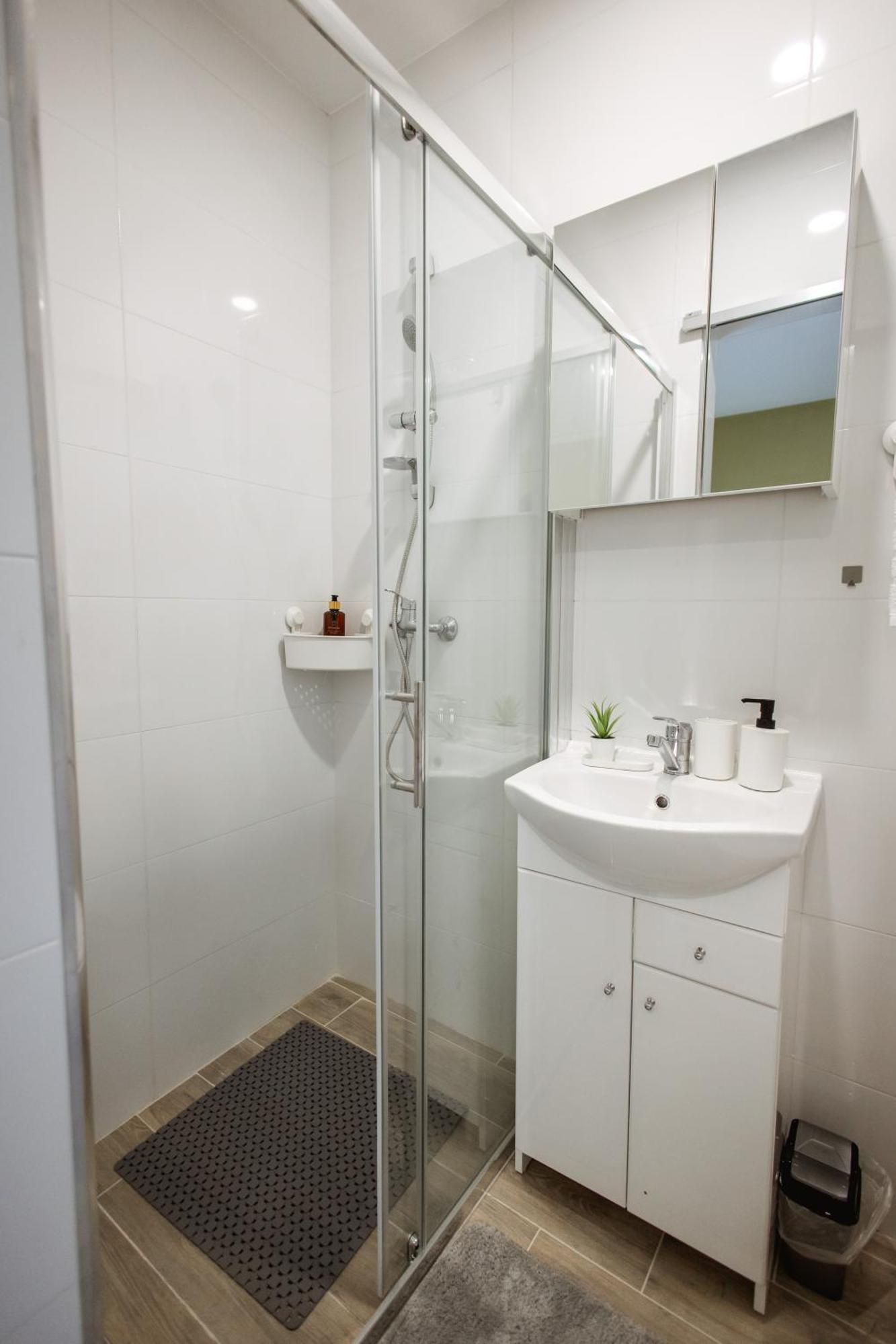 Cozy Studio Apartment In Osijek - Self Check In Экстерьер фото